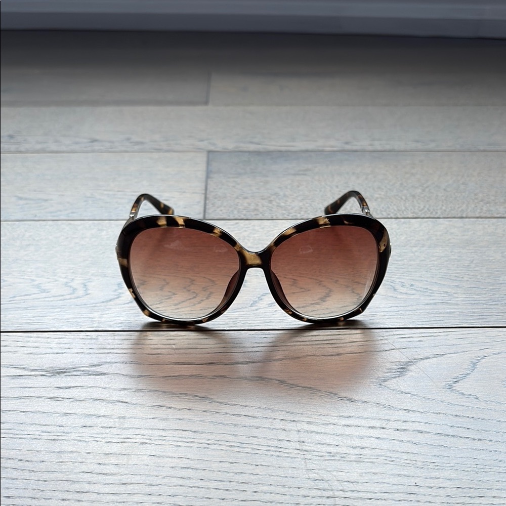 Tortoise Shell Sunglasses